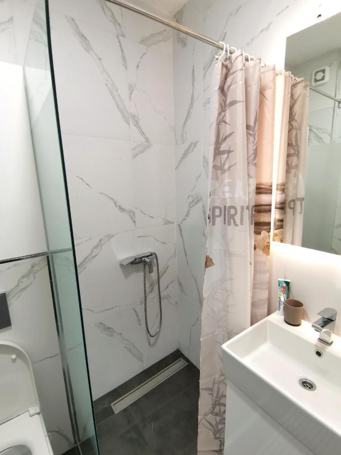 Stan Na Dan M Apartman Újvidék Kültér fotó