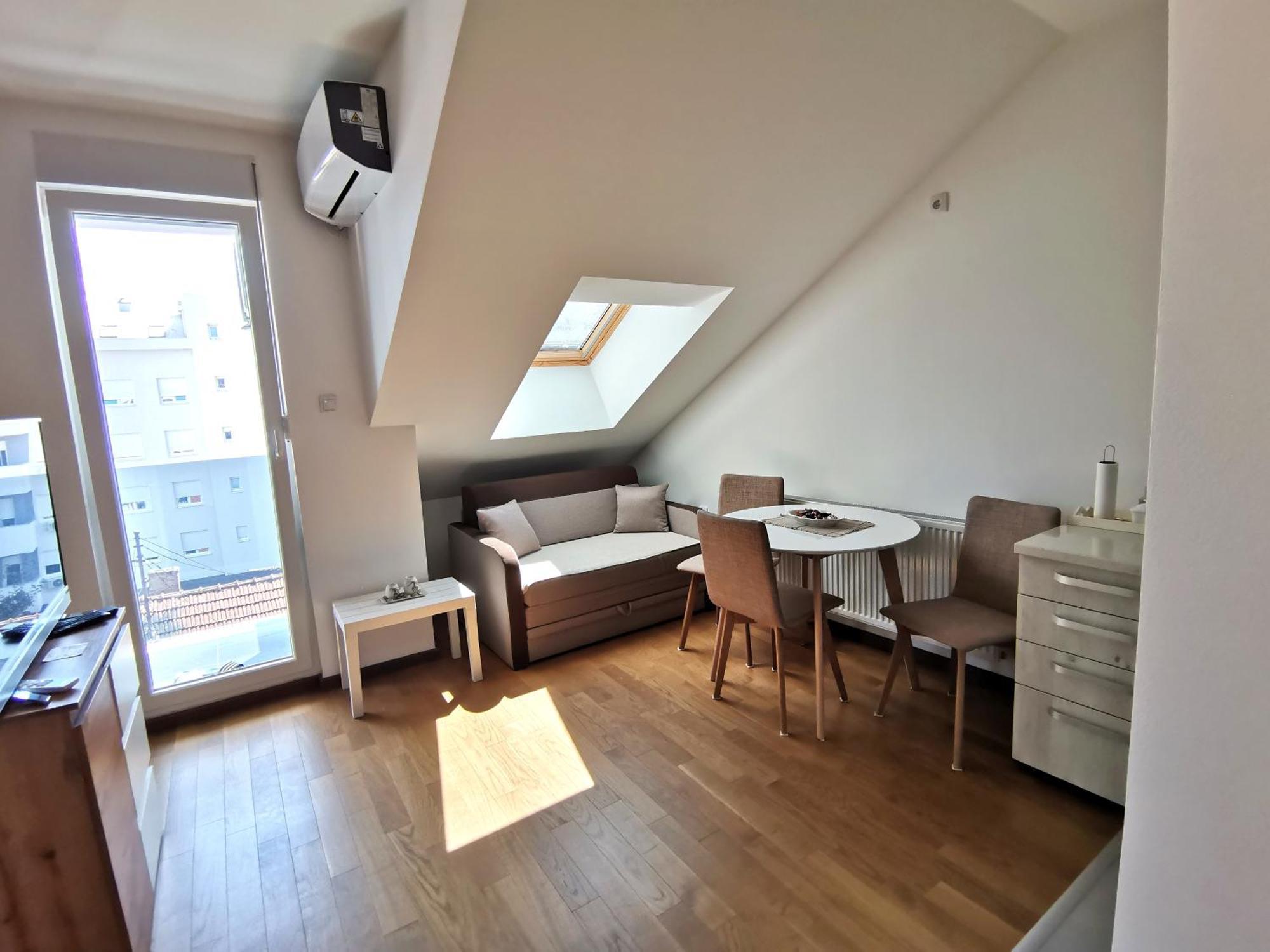 Stan Na Dan M Apartman Újvidék Kültér fotó